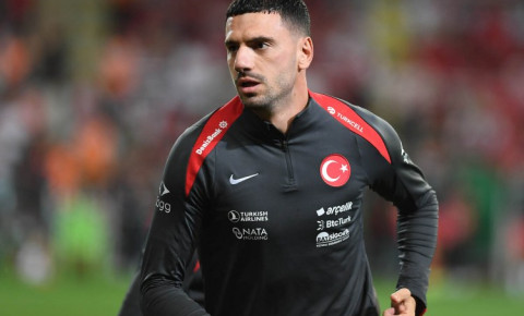 "Fənərbaxça" "Əl-Əhli"nin müdafiəçisini transfer etmək istəyir
