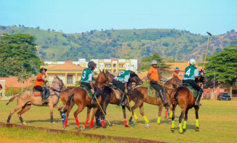 Afrikanın çövkən çempionları Bakıya gəlir