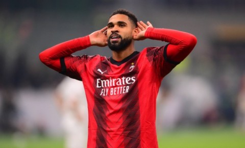 "Milan"ın futbolçusu: "Baş məşqçimiz sağlam rəqabət yaradıb"