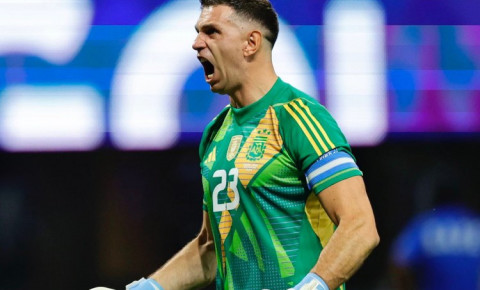 "Tottenhem" dünya çempionunu transfer etmək istəyir