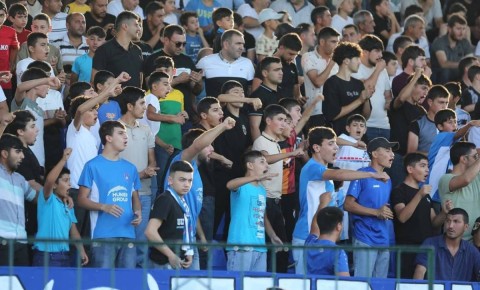 Misli Premyer Liqası: I turda 10 mindən çox azarkeş
