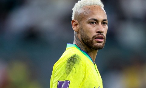 Neymar gördüyü ən güclü yarımmüdafiəçinin adını açıqladı