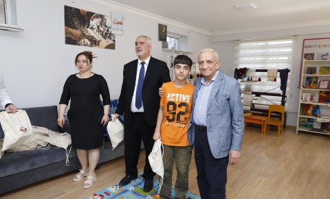 Faiq Həsənov Uşaqların Beynəlxalq Müdafiəsi Günü münasibətilə uşaqlarla görüşüb