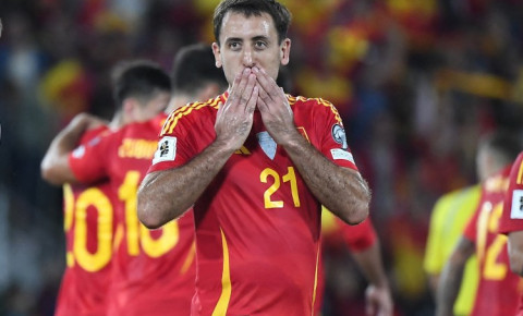 İspaniya millisinin hücumçusu "Barselona"ya keçə bilər