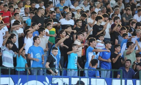 Misli Premyer Liqası: Beş oyunda 7 mindən çox azarkeş