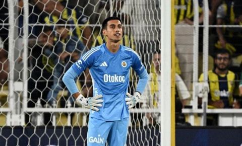 "Fənərbaxça" qapıçısı ilə yollarını ayıracaq