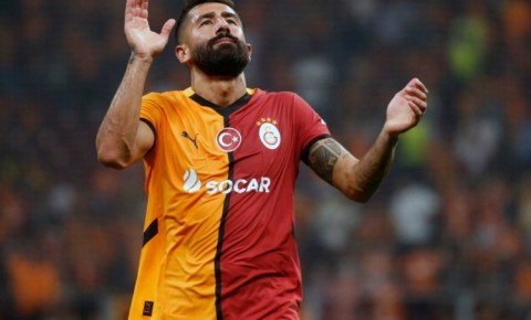 "Qalatasaray"ı İstanbulun digər klubuna dəyişdi