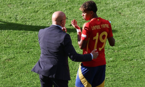 İspaniya millisinin baş məşqçisi: "Mən qərarlarıma hörmətlə yanaşmağı tələb edirəm"