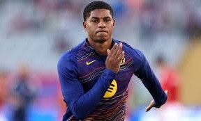 Reşford "Barselona"da qalmaq üçün buna razı olmalıdır