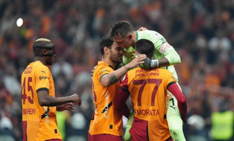 Muslera "Qalatasaray"dan ayrılmaq istəyir