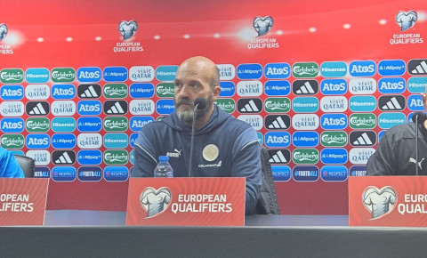 Arnar Qunnlauqsson: "Favorit biz sayılırıq"