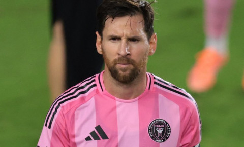 Messi Səudiyyə Ərəbistanında oynamaq istədi