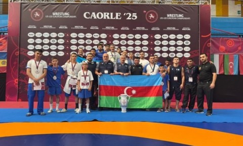 Yunan-Roma güləşi üzrə millimiz də Avropa çempionu adını qazandı