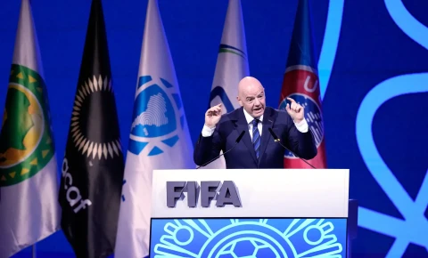 FİFA: Futbolçular mövsümlərarası fasilədə minimum 21 gün dincəlməlidir
