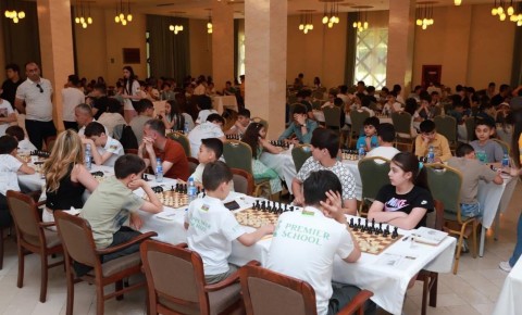 “Sheki Open”: Vüqar Manafov zirvədə