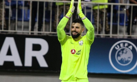 “Neftçi”nin sabiq qapıçısı: “Komanda lazımi səviyyəyə qayıda bilmir”