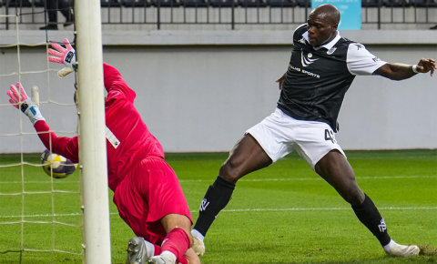 Son 6 mövsümün ən uğurlu debütü