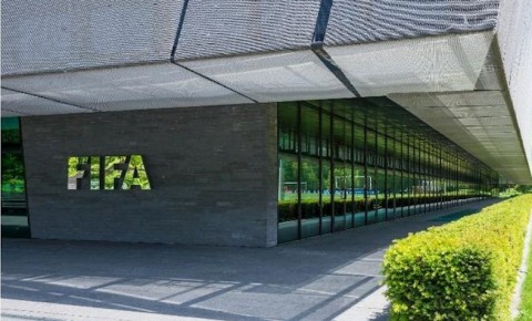 FIFA dünya çempionatında iştirakçı limitini artırmaqdan imtina etdi