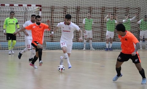 Oyunun bərpasına mane olduğu üçün CƏZA
