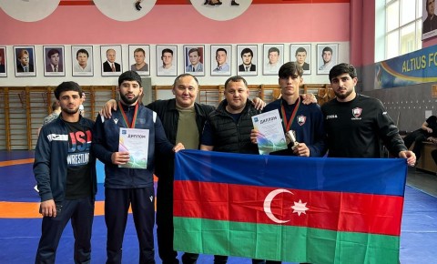 Azərbaycan güləşçiləri Belarusda 2 “qızıl” qazandı
