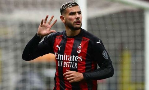“Real” müdafiəçiyə görə “Milan”la danışıqlara başlayıb