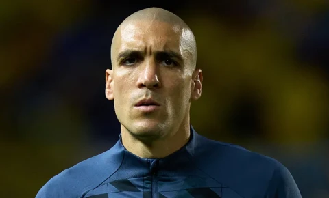 Çempionşip klubu "Barselona"nın sabiq futbolçusu ilə anlaşdı