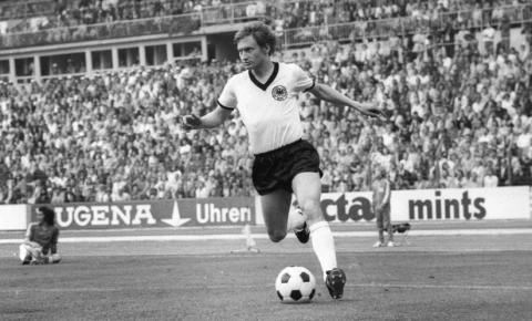 Dünya çempionu 79 yaşında dünyasını dəyişib