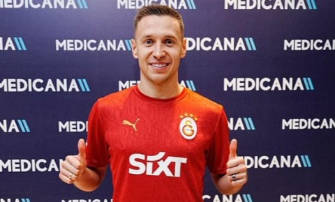 “Qalatasaray” yarımmüdafiəçisini Fransa klubuna icarəyə göndərdi