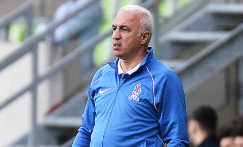 Arif Əsədov: "İlk dövrədə "Neftçi" bəzi matçlarda gözlənilməz xallar itirməklə yadda qaldı"