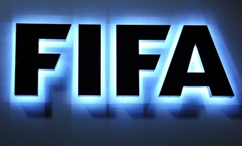 FIFA Türkiyə klubuna 3 illik transfer qadağası qoyub