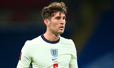 "Mançester Siti"nin müdafiəçisi "Barselona"ya keçə bilər