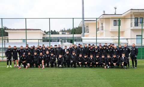 "Neftçi"nin futbolçuları "Beşiktaş"ın məşqini izləyiblər