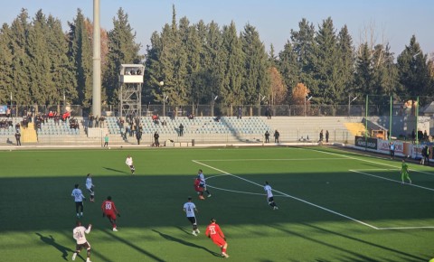 "Turan Tovuz" "Neftçi"ni qonaq edir - oyun başladı