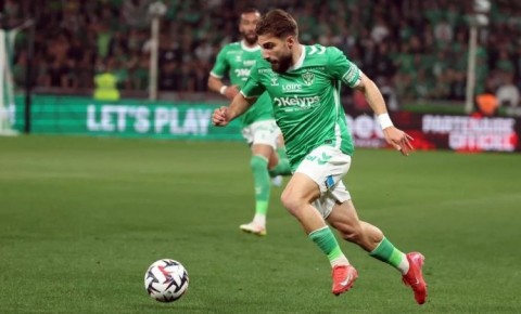 "Qalatasaray" gürcü futbolçu ilə maraqlanır