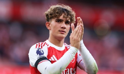 “Arsenal”ın yetirməsi Premyer Liqada debüt edən ən gənc 2-ci futbolçu oldu