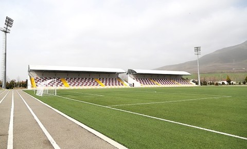 Ağsu stadionuna FİFA sertifikatı verilib