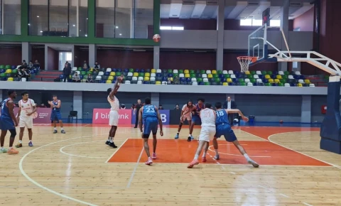 "Sumqayıt" Lənkərandan əlidolu dönür