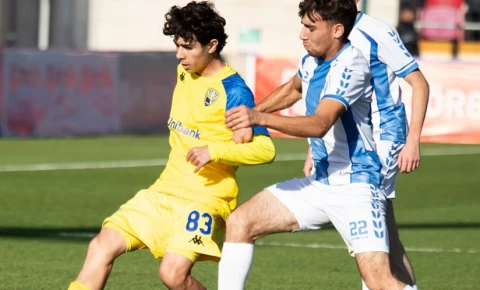 Elcan Əbilov "Kəpəz"in yubiley qolunun müəllifi olub