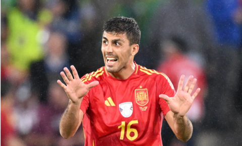 İspaniya millisinin yarımmüdafiəçisi növbəti iki oyunu buraxacaq