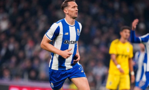 Niderland millisinin hücumçusu üçün mövsüm erkən başa çatdı