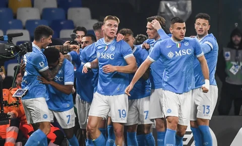 "Napoli" 38 ildən sonra bunu yenidən təkrarladı