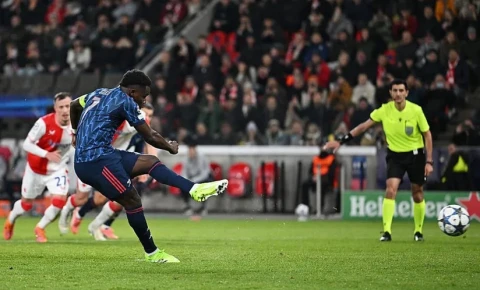 Əliyar Ağayevin idarə etdiyi oyunda "Arsenal" qələbə qazanıb