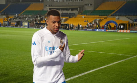 Kilian Mbappe tanınmış həmyerlisini geridə qoydu