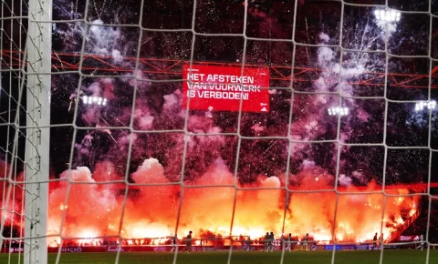 "Ayaks"ın oyunu azarkeşlərə görə yarımçıq qaldı