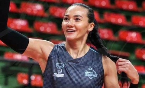 "Azərreyl" sabiq voleybolçusu ilə anlaşıb