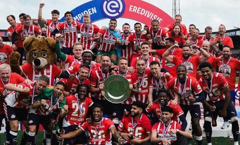 PSV 26-cı dəfə Niderland çempionluğunu qazanıb