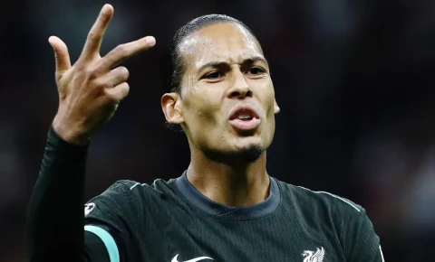 Virgil van Dejk “Liverpul”un hücum xəttinin güclənməsini istəyir