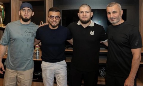 Həbib Nurmaqomedov və İslam Maxaçev Qurban Qurbanovla görüşdülər