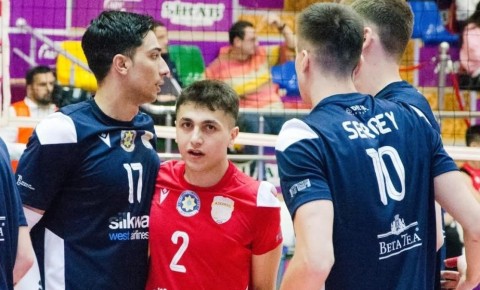 “Azərreyl” iki voleybolçu ilə müqavilənin müddətini uzadıb