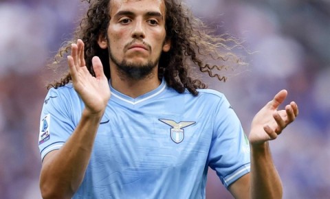 Fransalı futbolçu Premyer Liqaya qayıdacaq?